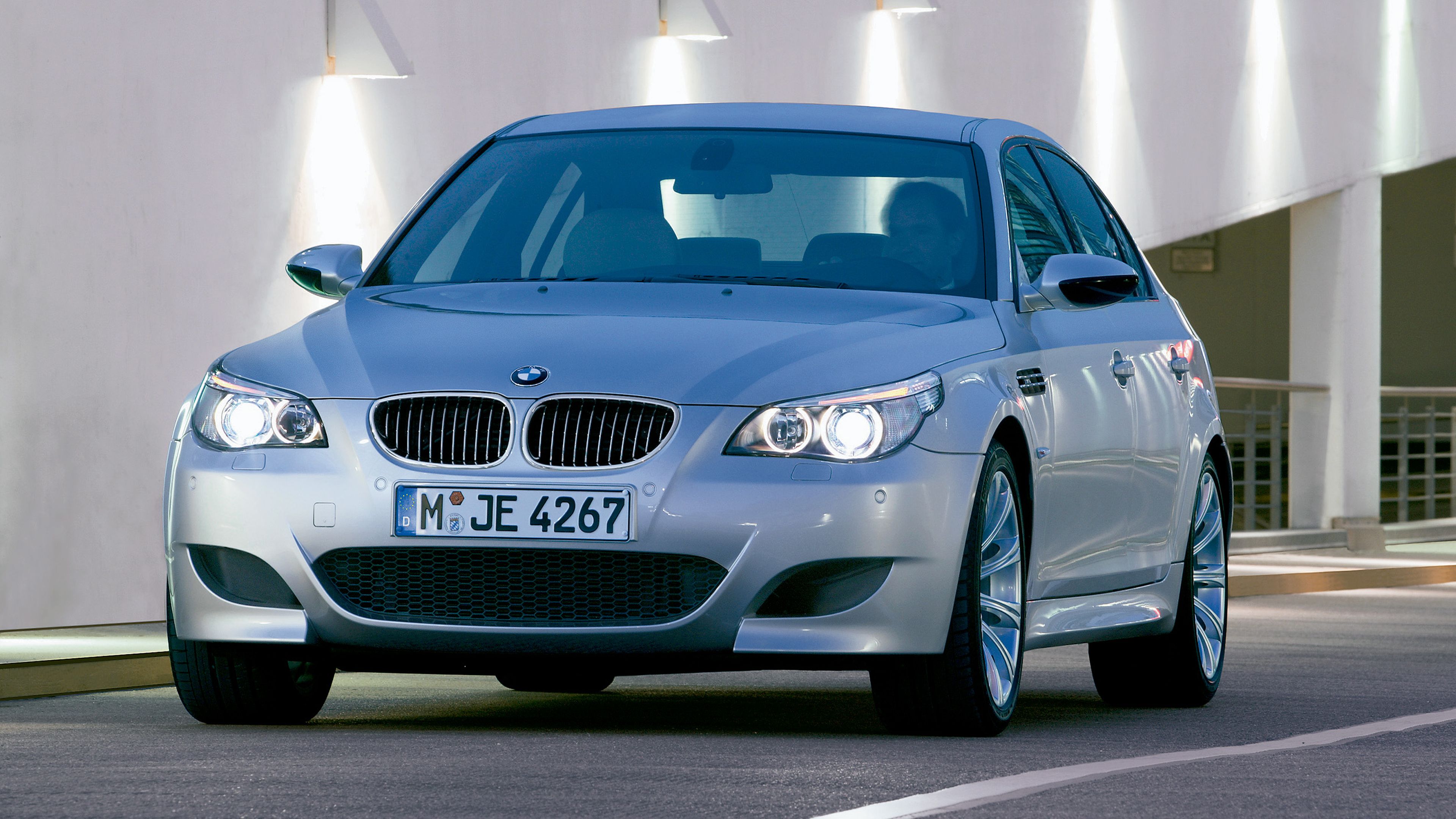 BMW M5 E60