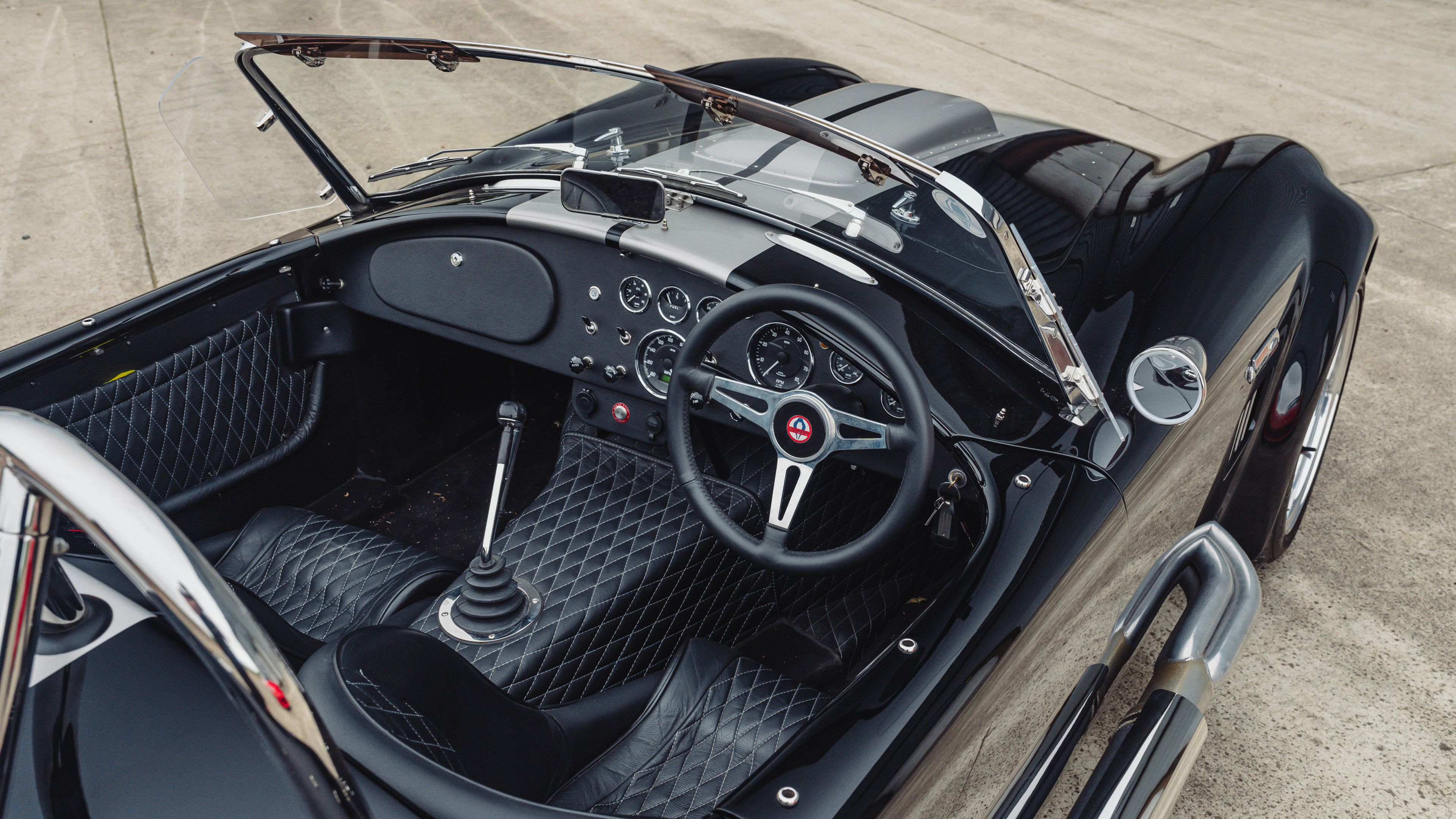 Prueba del Shelby Cobra de Superformance