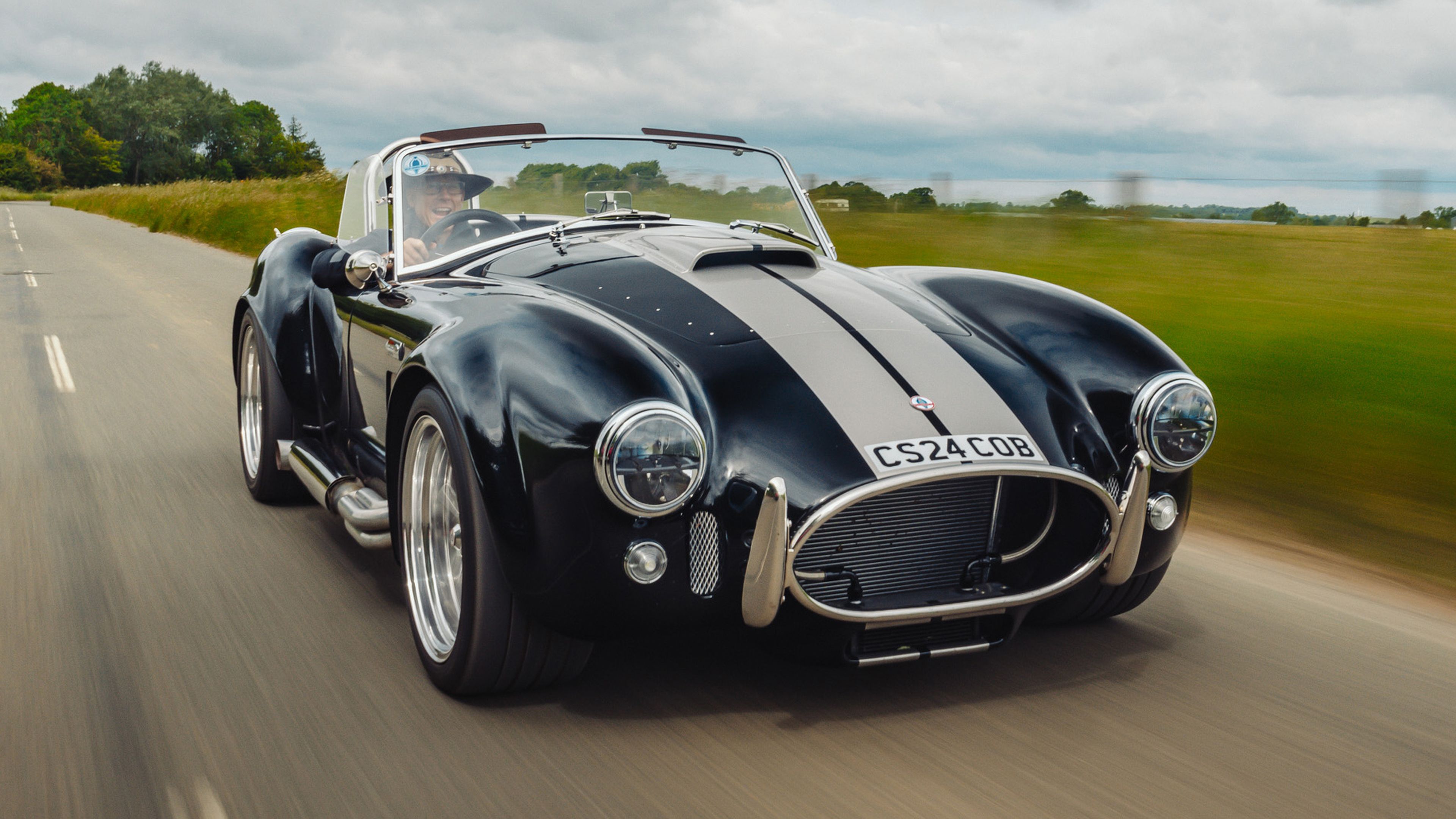 Prueba del Shelby Cobra de Superformance