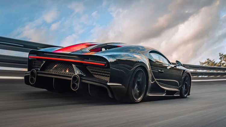 Bugatti Chiron Super Sport Vs Ssc Tuatara La guerra de los 500 km/h: Bugatti Chiron Super Sport 300+, SSC Tuatara