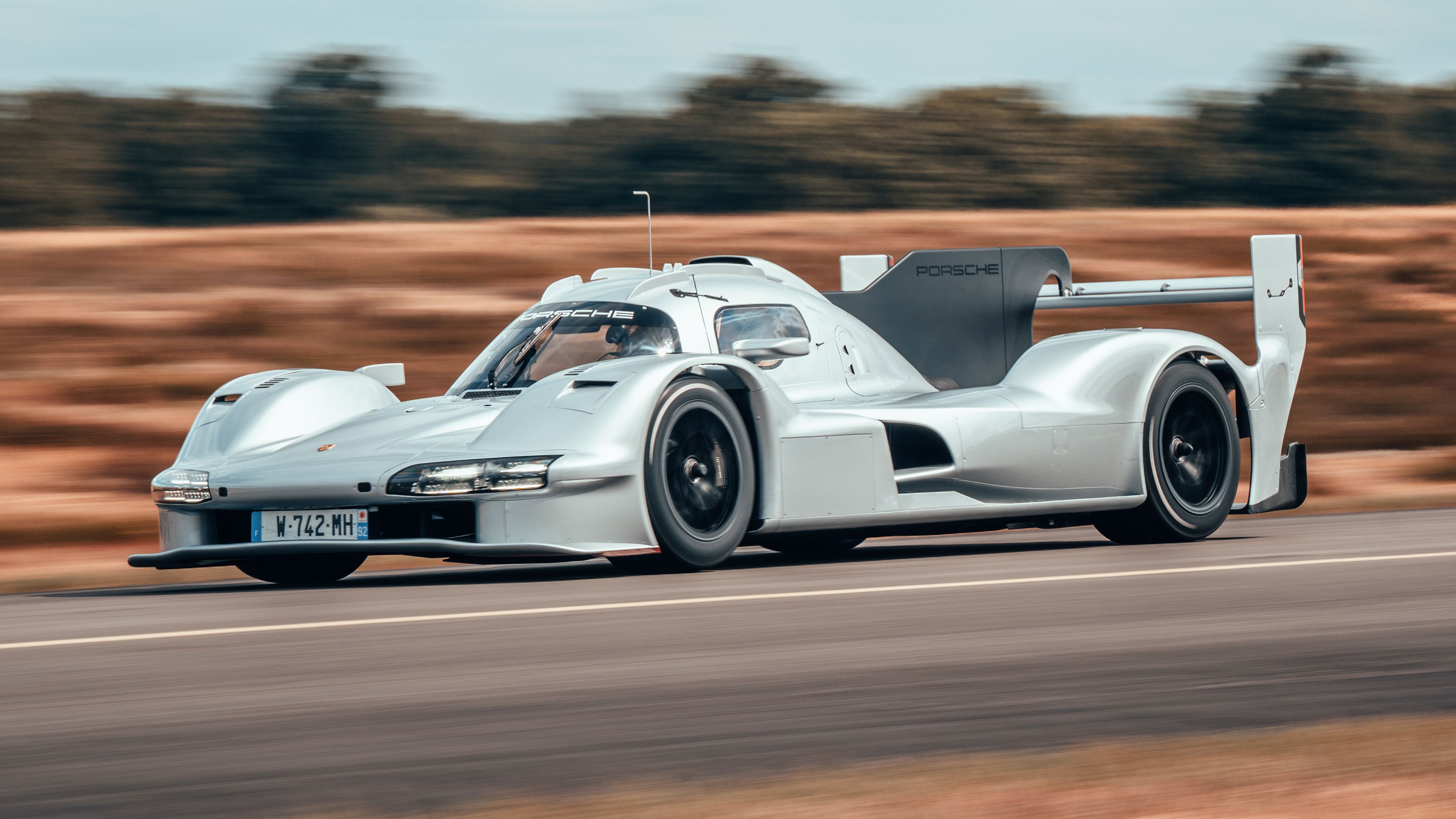 Prueba del Porsche 963 RSP: todo un prototipo de Le Mans homologado ...