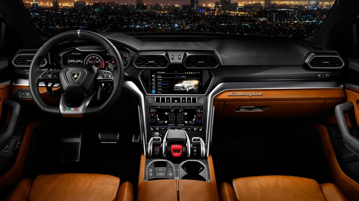 Opinión: ¿es el interior del Lamborghini Urus el mejor del año? 