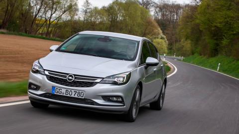 Opel Astra BiTurbo, 1 Opel Astra BiTurbo, 1