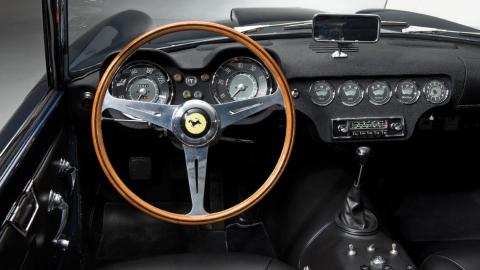 Ferrari 250 California interior Ferrari 250 California interior clasico