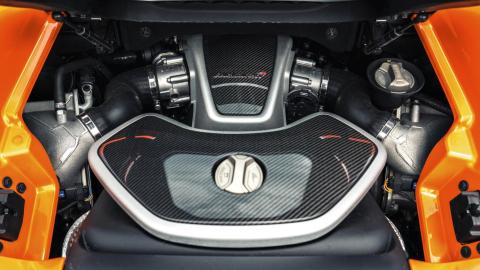 comparativa entre el Ferrari 488 Spider, el Lamborghini Huracán y el McLaren 650S Spider comparativa entre el Ferrari 488 Spider, el Lamborghini Huracán y el McLaren 650S Spider