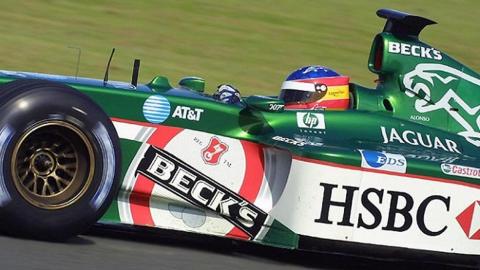 Los monoplazas de Fernando Alonso en la F1: El oventense prueba el Jaguar-Cosworth en Silverstone 2002 Los monoplazas de Fernando Alonso en la F1: El oventense prueba el Jaguar-Cosworth en Silverstone 2002