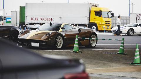 Reunión anual Pagani en Japón La típica kedada de ricos...