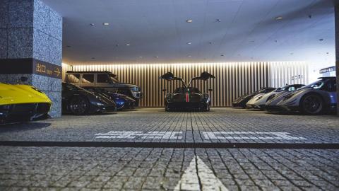 Reunión anual Pagani en Japón La típica kedada de ricos...