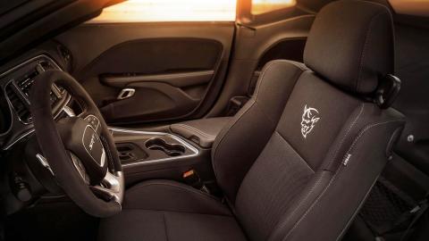 Los datos más brutales del Challenger SRT Demon - Es el primer coche de producción con sólo un asiento Los datos más brutales del Challenger SRT Demon - Es el primer coche de producción con sólo un asiento