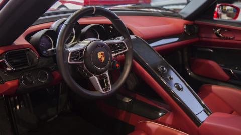 Porsche 918 Spyder Weissach rojo Porsche 918 Spyder Weissach rojo