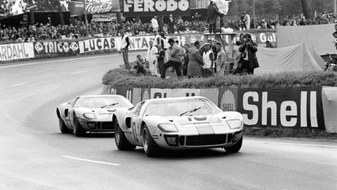 Le Mans, la leyenda de la velocidad hecha competición
