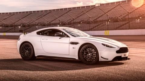 Aston Martin Vantage AMR Aston Martin Vantage AMR deportivo lujo altas prestaciones