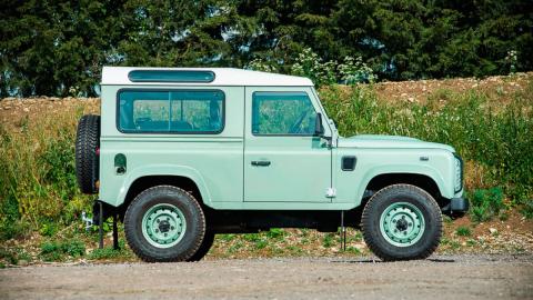 Land Rover Defender Heritage Land Rover Defender Heritage todoterreno clásico futuro