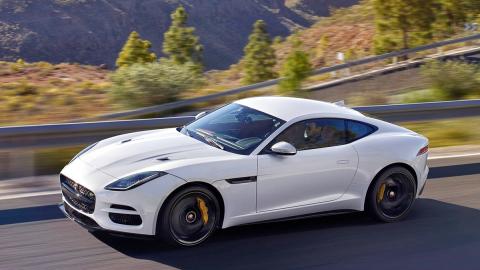 Los rivales del Mercedes-AMG GT - Jaguar F-Type R Los rivales del Mercedes-AMG GT - Jaguar F-Type R