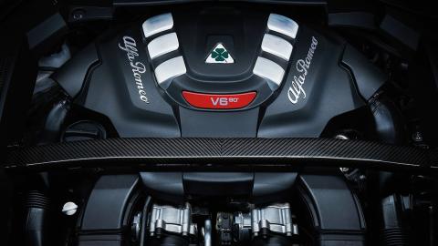 Creamos el SUV perfecto - Motor: Alfa Romeo Stelvio QV Creamos el SUV perfecto - Motor: Alfa Romeo Stelvio QV