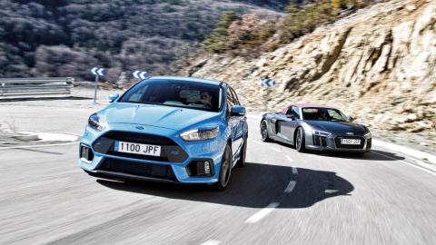 Ford Focus RS contra Audi R8 V10 Spyder Ford Focus RS contra Audi R8 V10 Spyder