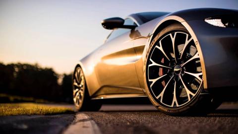 Aston Martin Vantage 2018 Aston Martin Vantage 2018