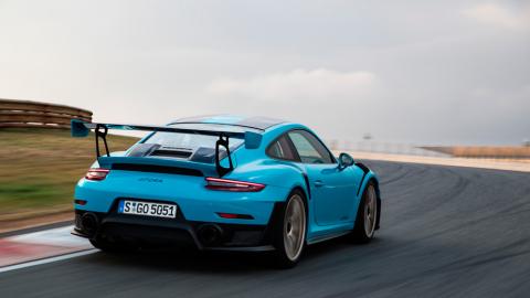 Porsche 911 GT2 RS En color Miami Blue