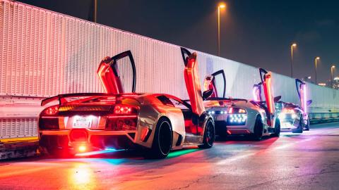 Deportivos en Japón: Lamborghini Murciélago LED superdeportivos lujos exoticos dinero japoneses carspotting alex penfold