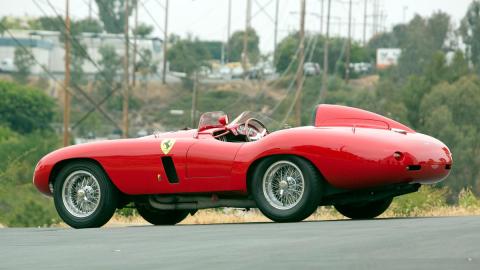 Ferrari 750 Monza clasico competicion carreras diseño bonito italia