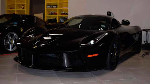 Ferrari LaFerrari negro venta superdeportivo italia lujo deportivo