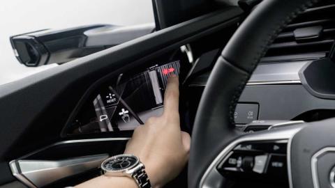Audi e-tron 2018 Virtual Mirrors Audi e-tron 2018 Virtual Mirrors