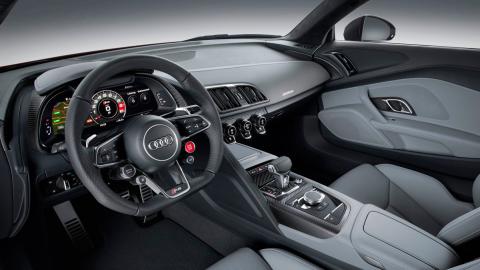 Audi R8 V10 plus (interior) Audi R8 V10 plus (interior)