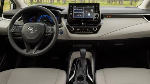 Toyota Corolla Hybrid, interior Toyota Corolla Hybrid, interior
