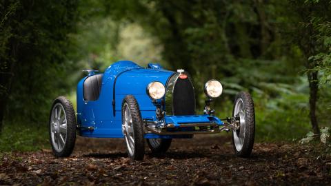 Bugatti Baby II coche lujo miniatura juguete little car clasico type 35