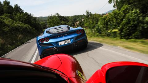 Prueba del Ferrari F8 Tributo deportivo radical circuito fiorano altas prestaciones