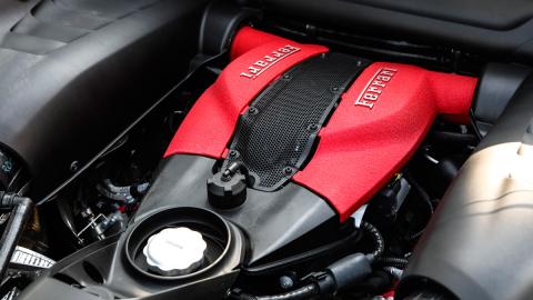Prueba del Ferrari F8 Tributo deportivo radical circuito fiorano altas prestaciones