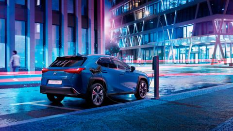 Lexus UX300E coche electrico suv electricos lujo premium