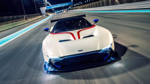 Aston Martin Vulcan, frontal Aston Martin Vulcan, frontal