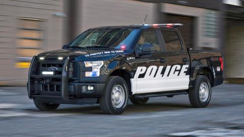 Ford F-150 Policía, lateral Ford F-150 Policía, lateral