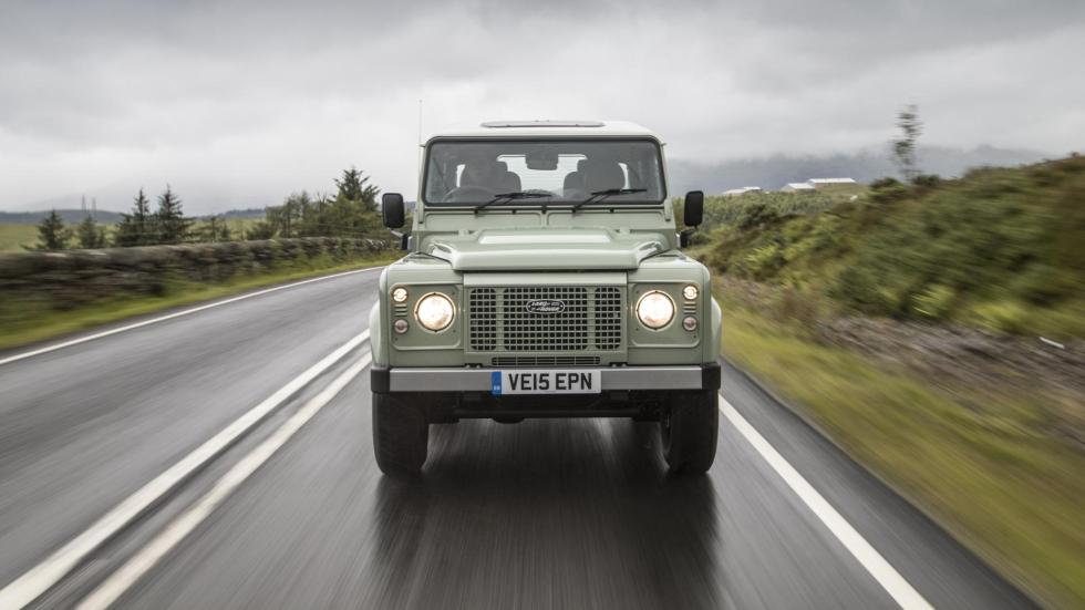1. Land Rover Defender 1. Land Rover Defender