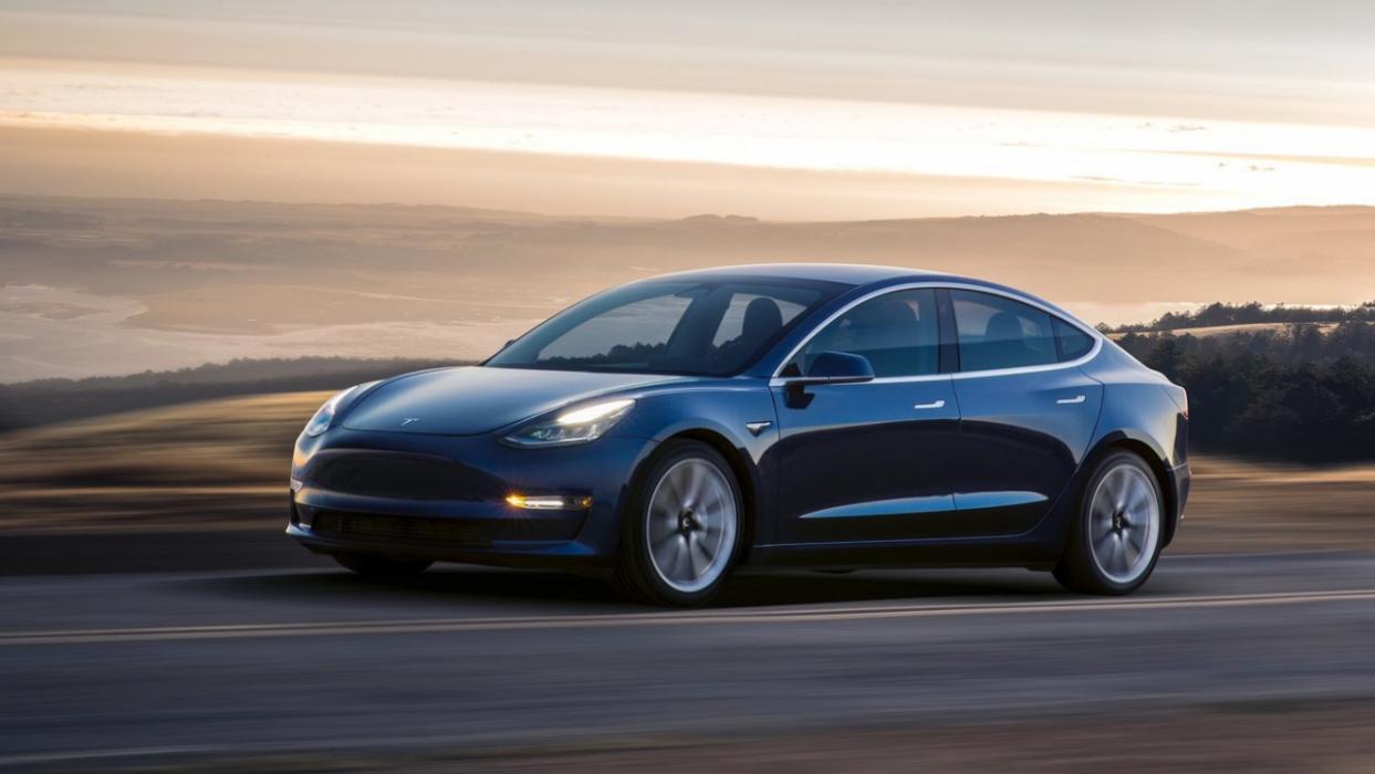 tesla-model-3-2018.jpg